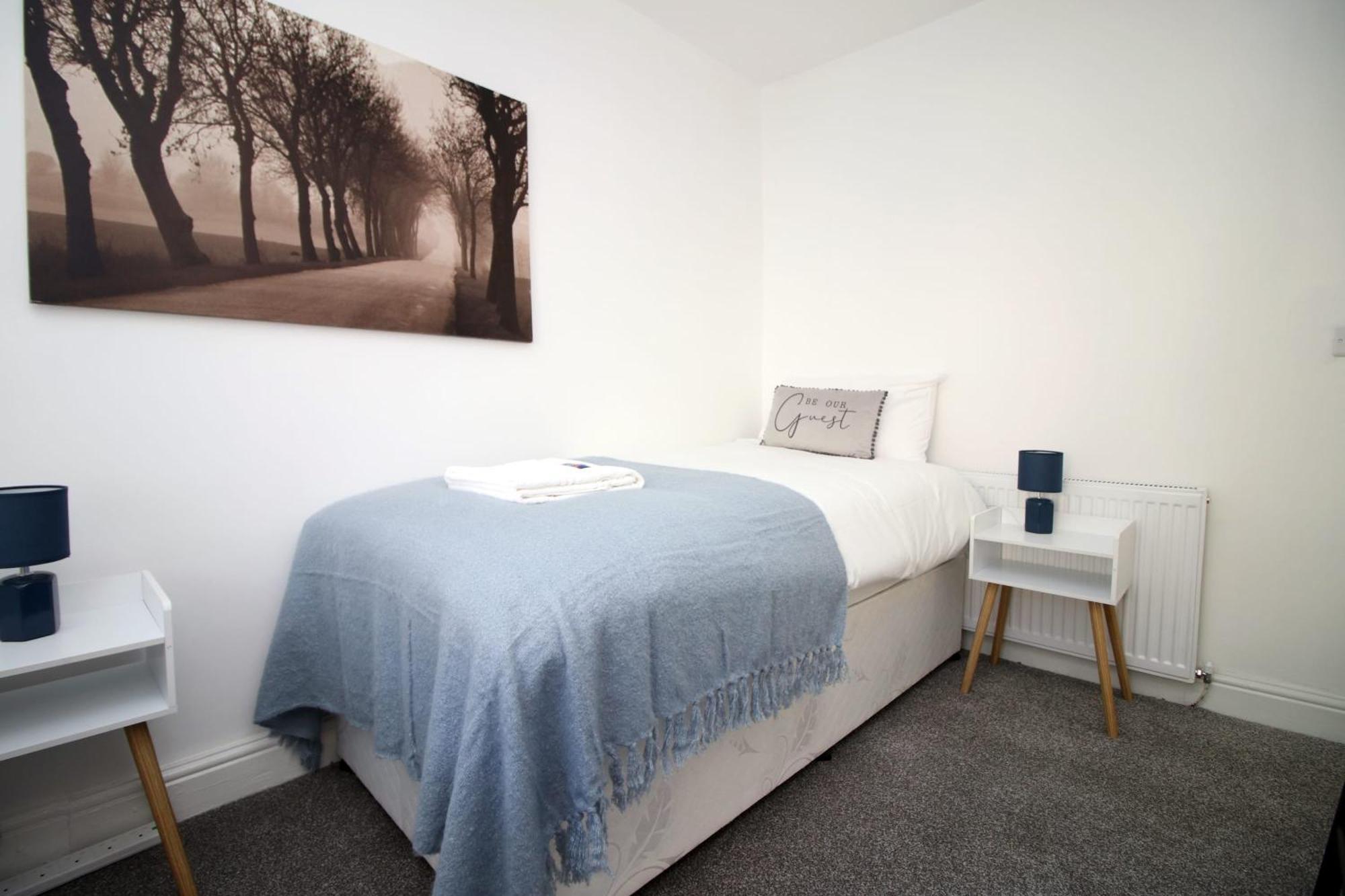 Very Special Home In Rhondda Valley Herbert House By Staystaycations Treorky 외부 사진