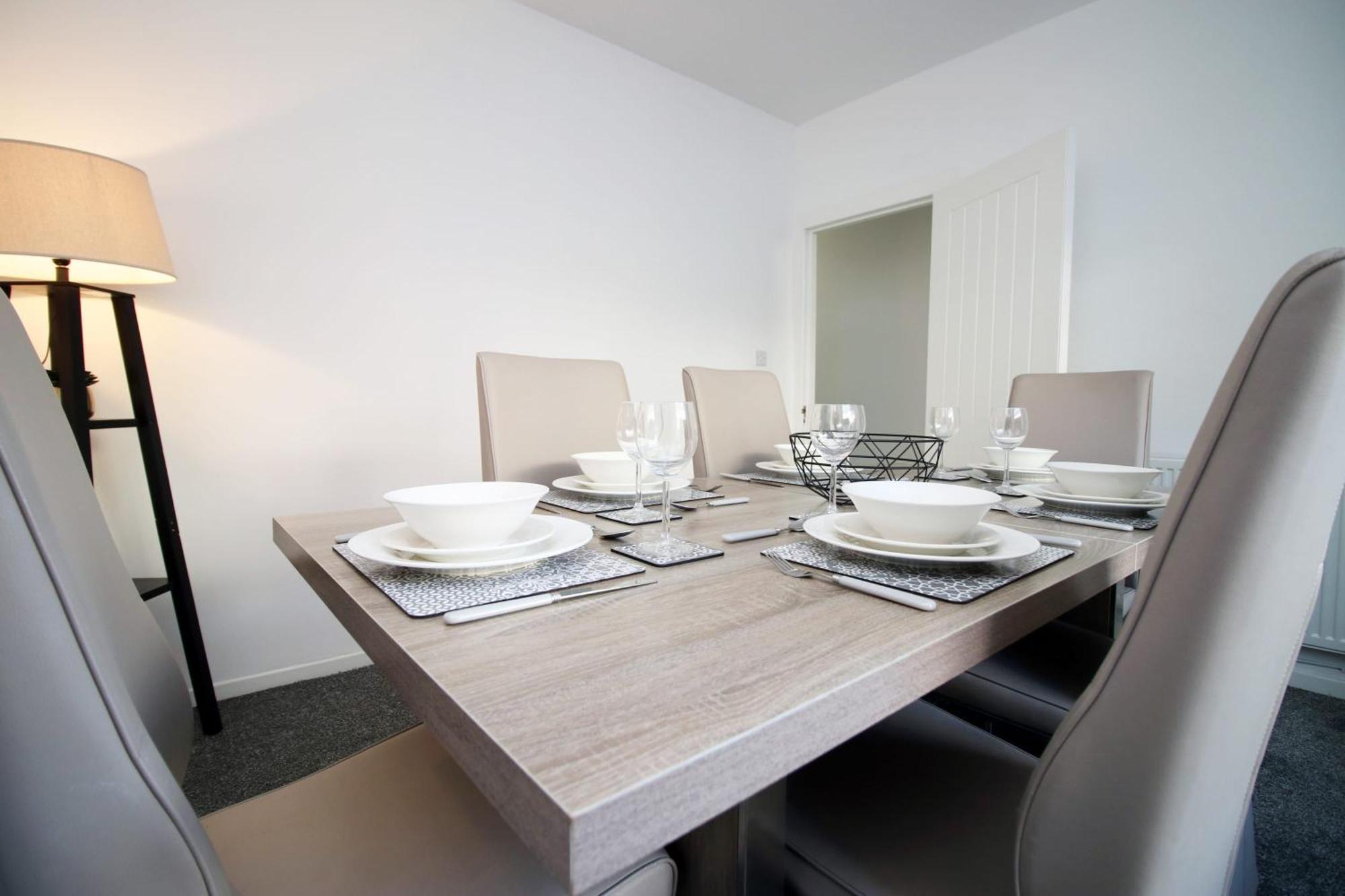 Very Special Home In Rhondda Valley Herbert House By Staystaycations Treorky 외부 사진