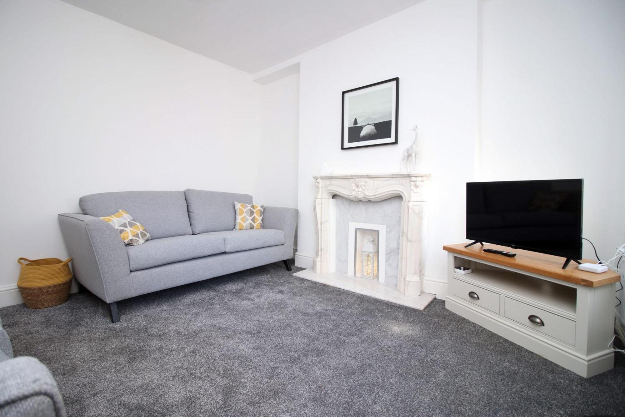Very Special Home In Rhondda Valley Herbert House By Staystaycations Treorky 외부 사진